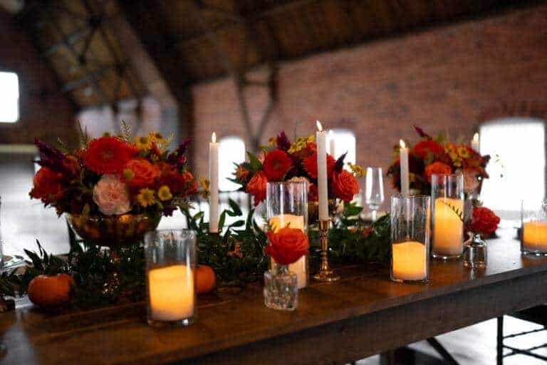 Modern farmhouse tablescape with elegant place settings and custom event design by ILLUME at The Chariot Events in Meadowlands, PA, near Washington and Pittsburgh.